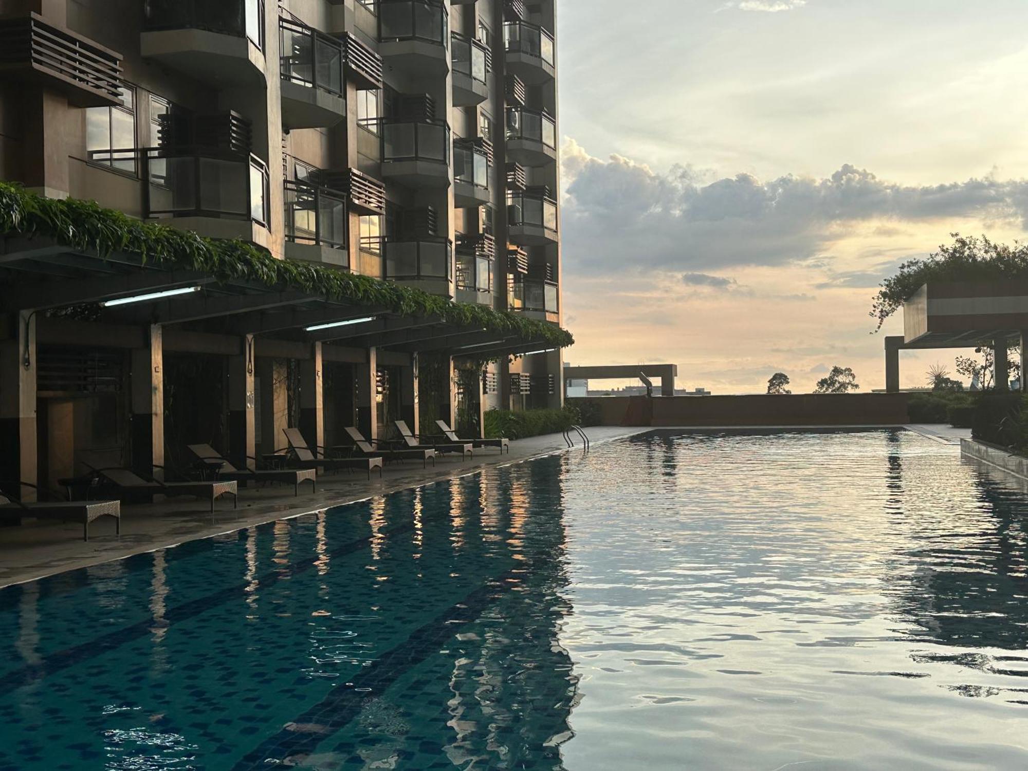 The Radiance Manila Bay Apartamento Exterior foto
